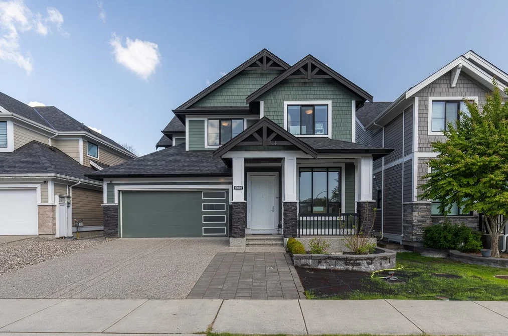 House for sale at 16665 103a Avenue Surrey British Columbia - MLS: R3117687