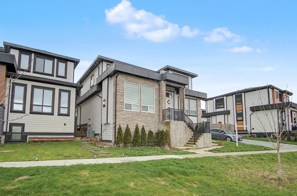 House for sale at 16685 15a Avenue Surrey British Columbia - MLS: R3097062