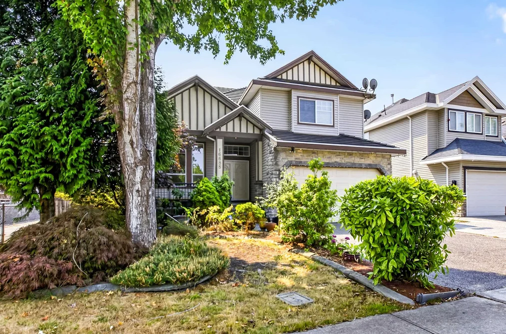 House for sale at 16688 63b Avenue Surrey British Columbia - MLS: R3154083