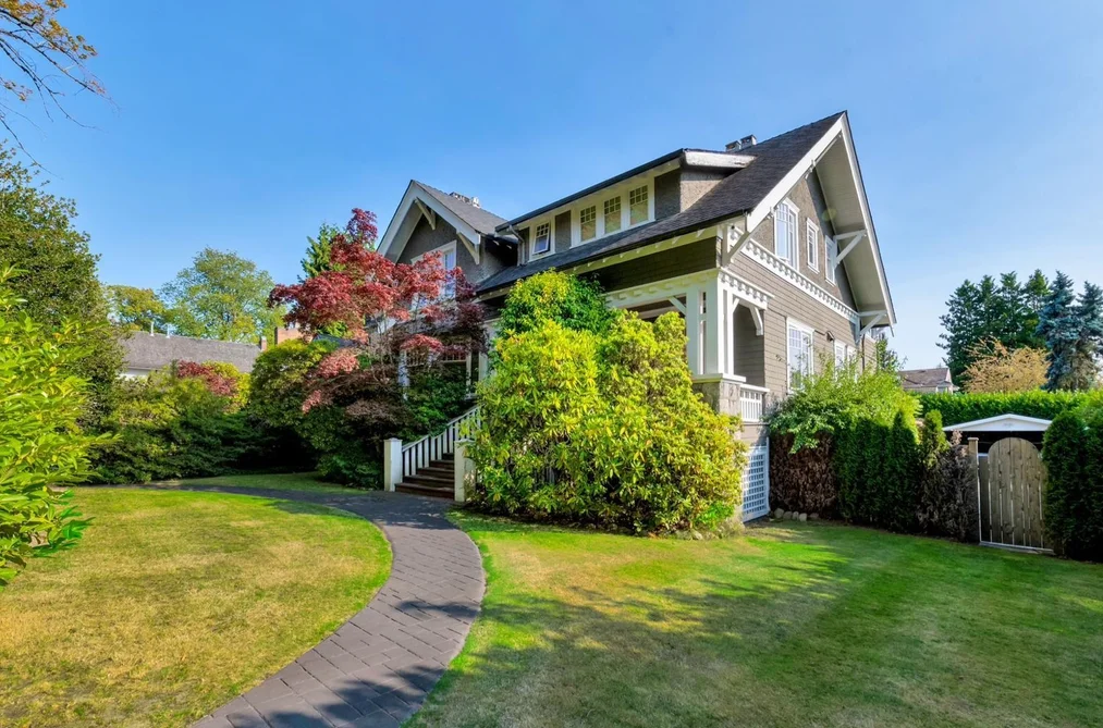 House for sale at 1670 W 49th Avenue Vancouver British Columbia - MLS: R3113425