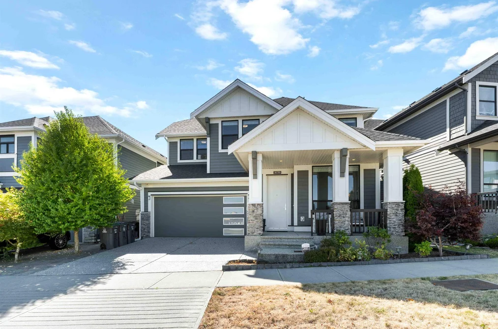 16750 EDGEWOOD DRIVE, Surrey, BC — Residential for Sale - Photo 2
