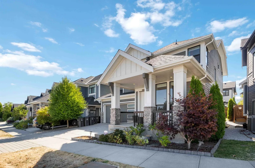 16750 EDGEWOOD DRIVE, Surrey, BC — Residential for Sale — Photo 3 of 30