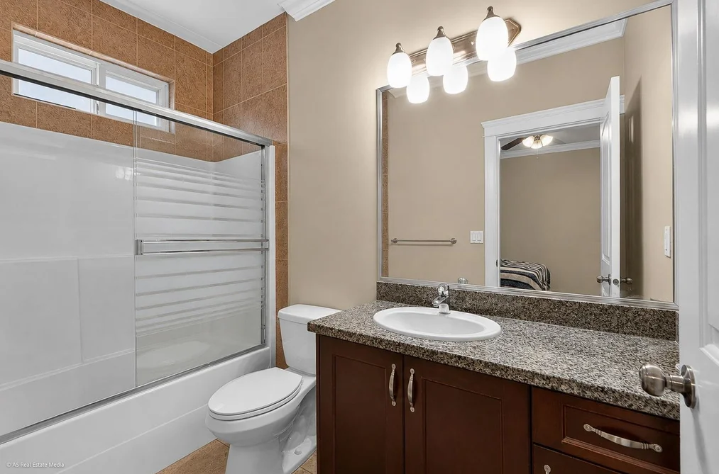 16758 86 AVENUE, Surrey BC V4N 5N4, Surrey BC — Residential for Sale — Photo 17 of 40