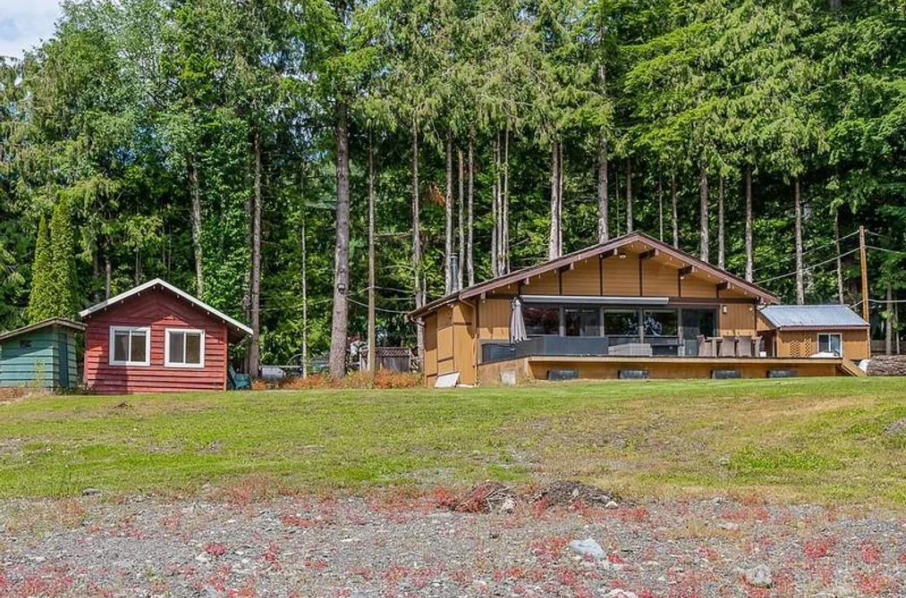 1680 COLUMBIA VALLEY ROAD, Lindell Beach BC V2R 4X2, Lindell Beach BC — Residential for Sale - Photo 2