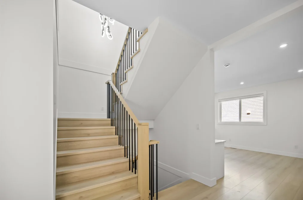 1680B MCKENZIE ROAD, Abbotsford BC V2S 8J6, Abbotsford BC — Residential for Sale — Photo 6 of 40