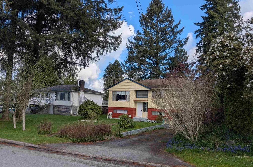 1681 SMITH AVENUE, Coquitlam BC V3J 2Y4, Coquitlam BC — Residential for Sale - Photo 2