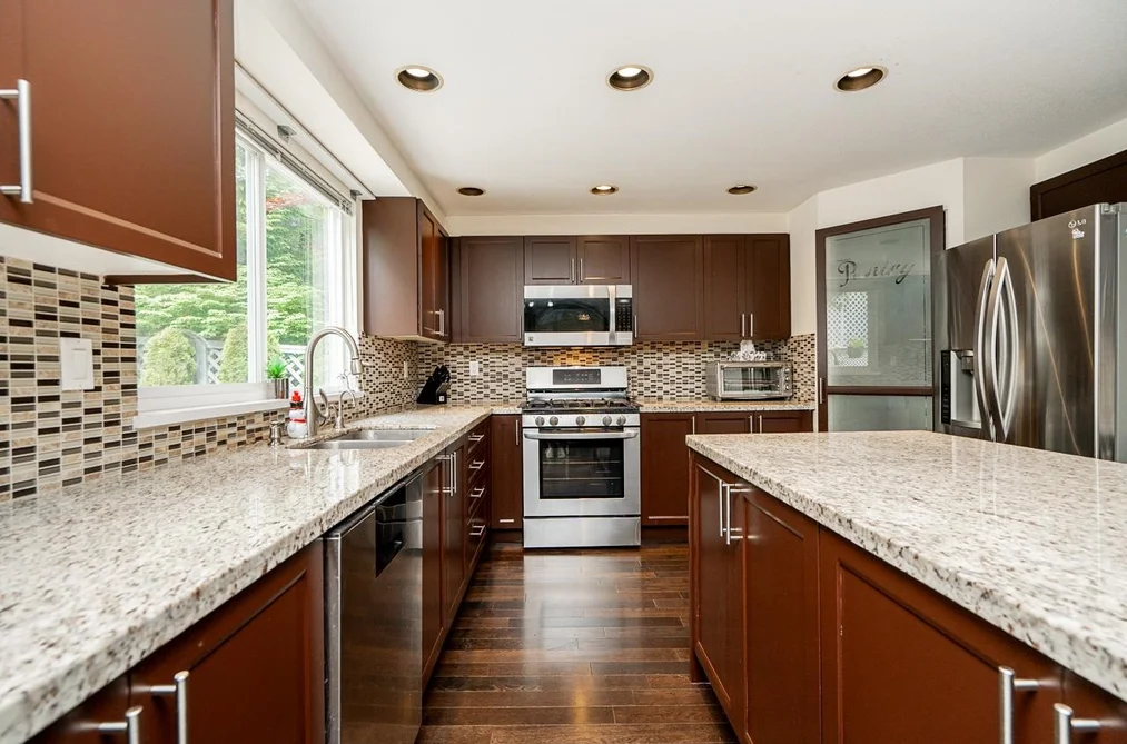 1687 PLATEAU CRESCENT, Coquitlam BC V3E 3B3, Coquitlam BC — Residential for Sale — Photo 12 of 38