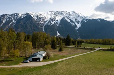1691 Highway 99, Pemberton, BC - MLS: R3104501