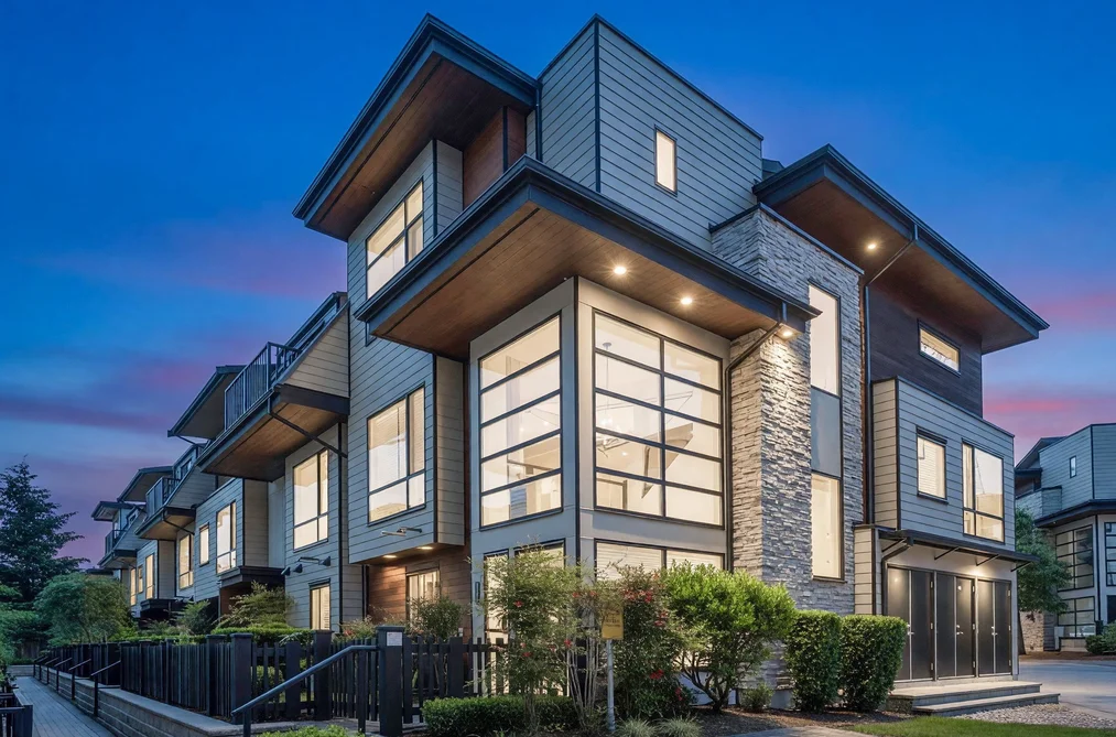 Townhouse for sale at 17 15688 28 Avenue Surrey British Columbia - MLS: R3128454