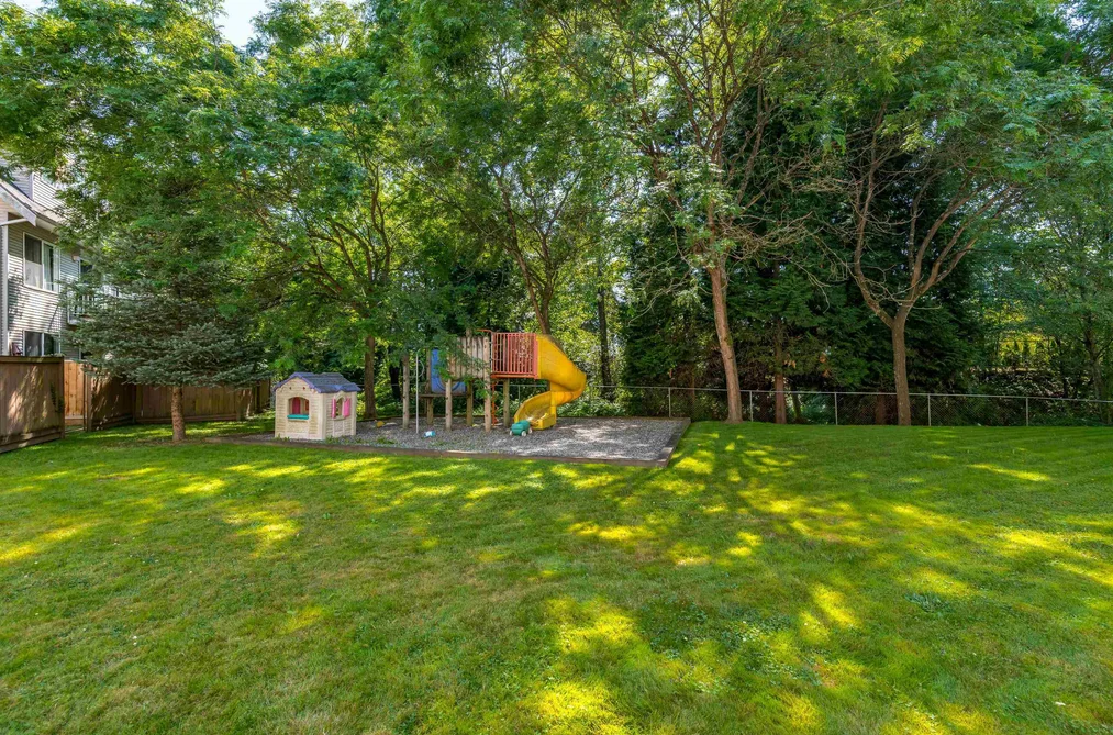 17 19948 WILLOUGHBY WAY, Langley BC V2Y 1M6, Langley BC — Residential for Sale — Photo 34 of 38