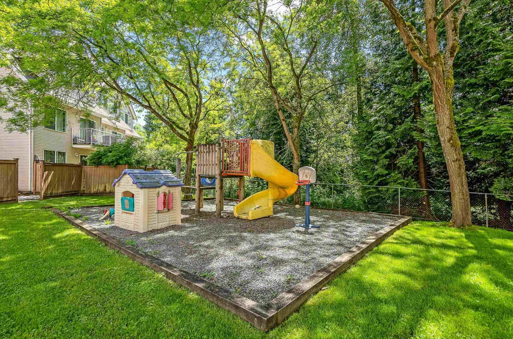 17 19948 WILLOUGHBY WAY, Langley BC V2Y 1M6, Langley BC — Residential for Sale — Photo 35 of 38