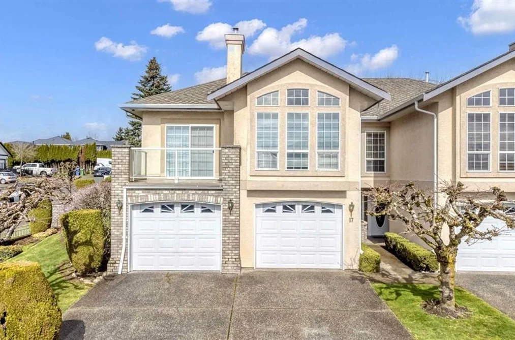 Townhouse for sale at 17 31445 Upper Maclure Road Abbotsford British Columbia - MLS: R3031748
