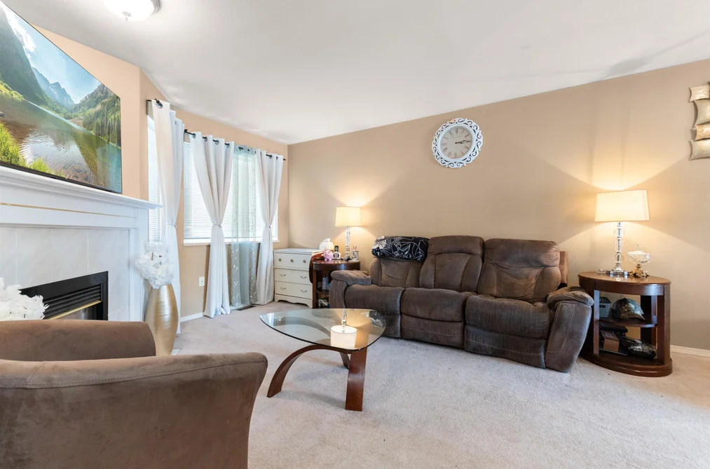17 45090 LUCKAKUCK WAY, Chilliwack BC V2R 3Z5, Chilliwack BC — Residential for Sale - Photo 4