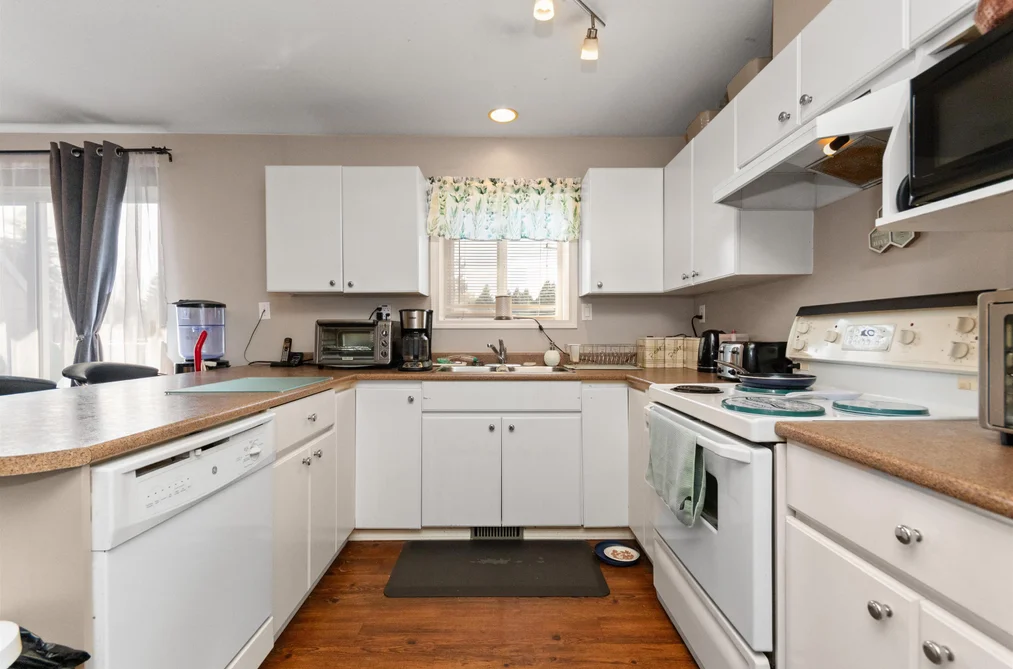 17 45090 LUCKAKUCK WAY, Chilliwack BC V2R 3Z5, Chilliwack BC — Residential for Sale - Photo 7