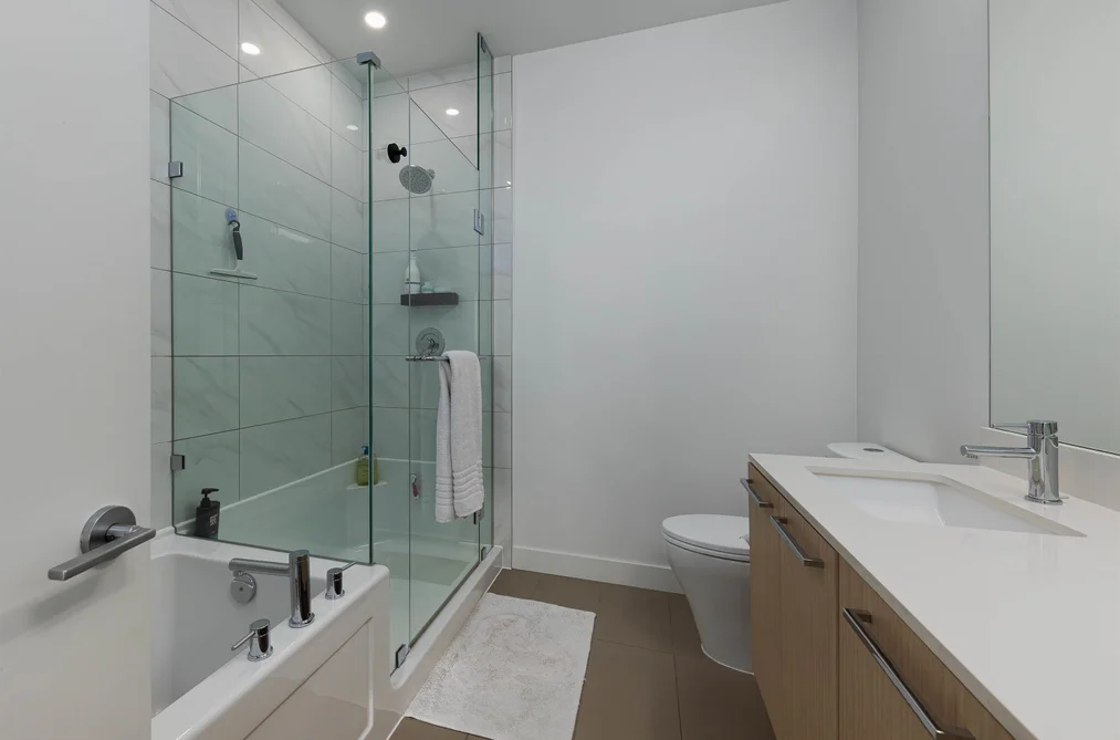 17 602 LILE DRIVE, North Vancouver BC V7G 0B3, North Vancouver BC — Residential for Sale — Photo 17 of 29