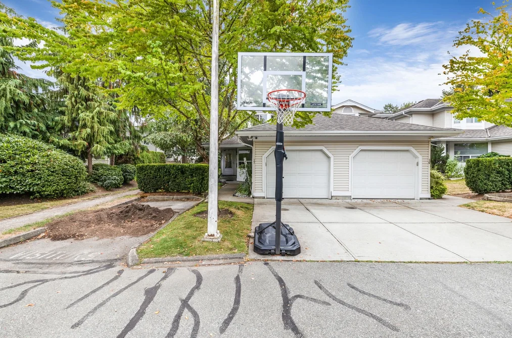 17 6478 121 STREET, Surrey BC V3W 0Y5, Surrey BC — Residential for Sale - Photo 3