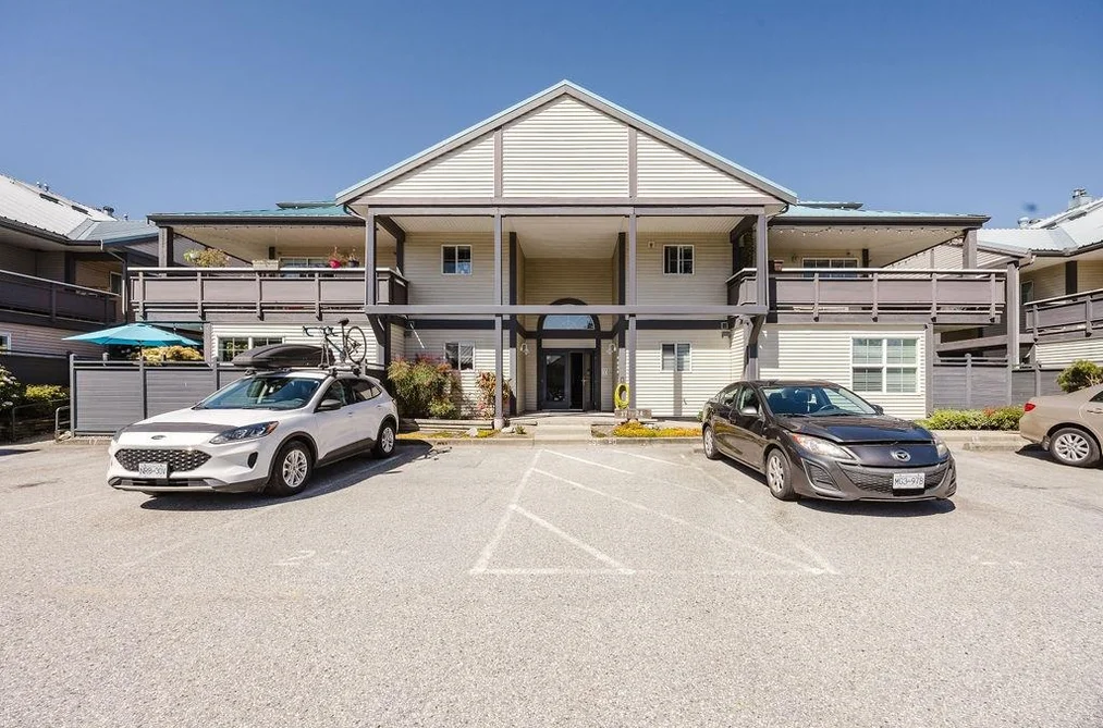 17 689 PARK ROAD, Gibsons BC V0N 1V7, Gibsons BC — Residential for Sale - Photo 2