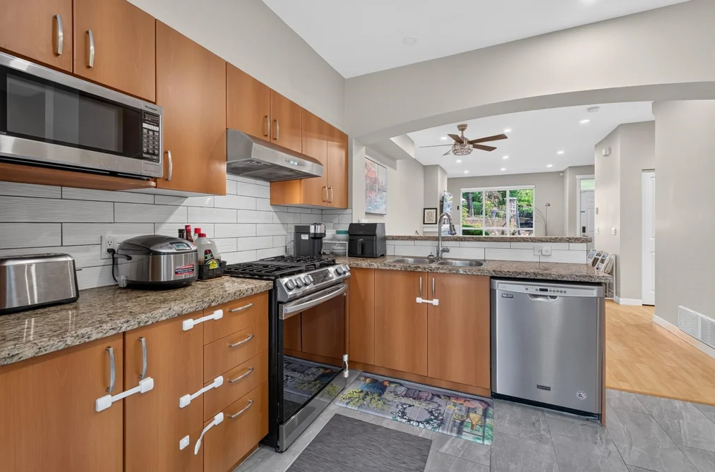17 9088 HALSTON COURT, Burnaby, BC — Residential for Sale — Photo 18 of 40