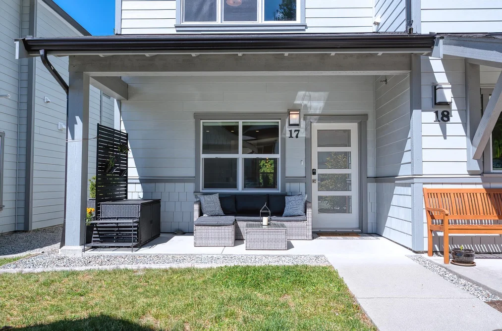 17 950 WOODSWORTH ROAD, Gibsons BC V0N 1V7, Gibsons BC — Residential for Sale - Photo 2