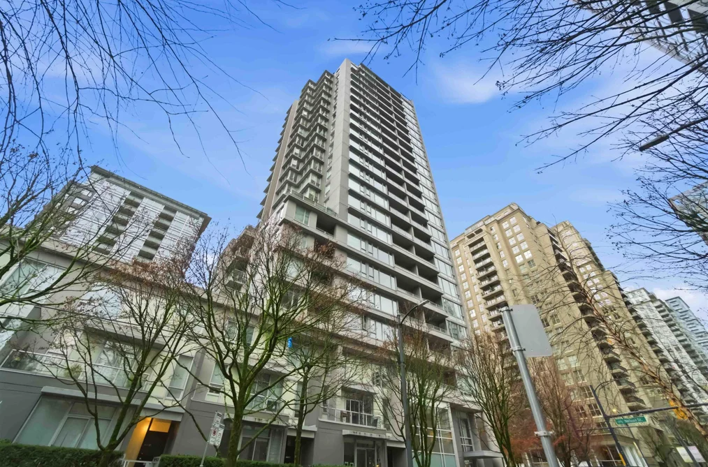 Condo for sale at 1701 1001 Richards Street Vancouver British Columbia - MLS: R3100824