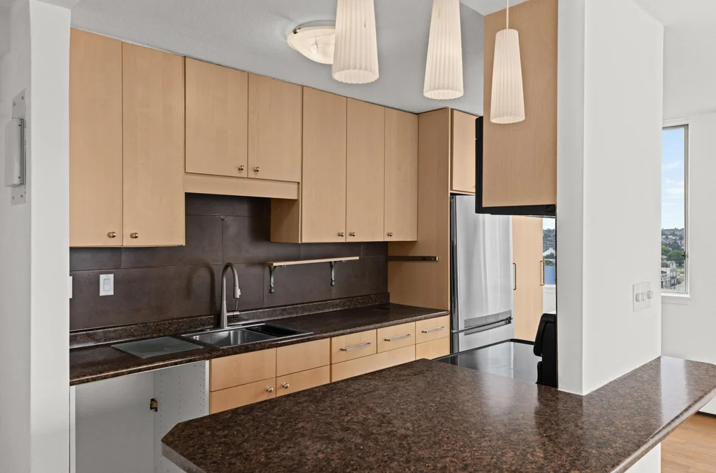 1701 1251 CARDERO STREET, Vancouver BC V6G 2H9, Vancouver BC — Residential for Sale - Photo 7