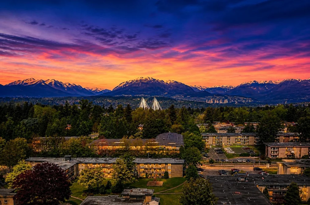 Condo for sale at 1701 14881 103a Avenue Surrey British Columbia - MLS: R3117807