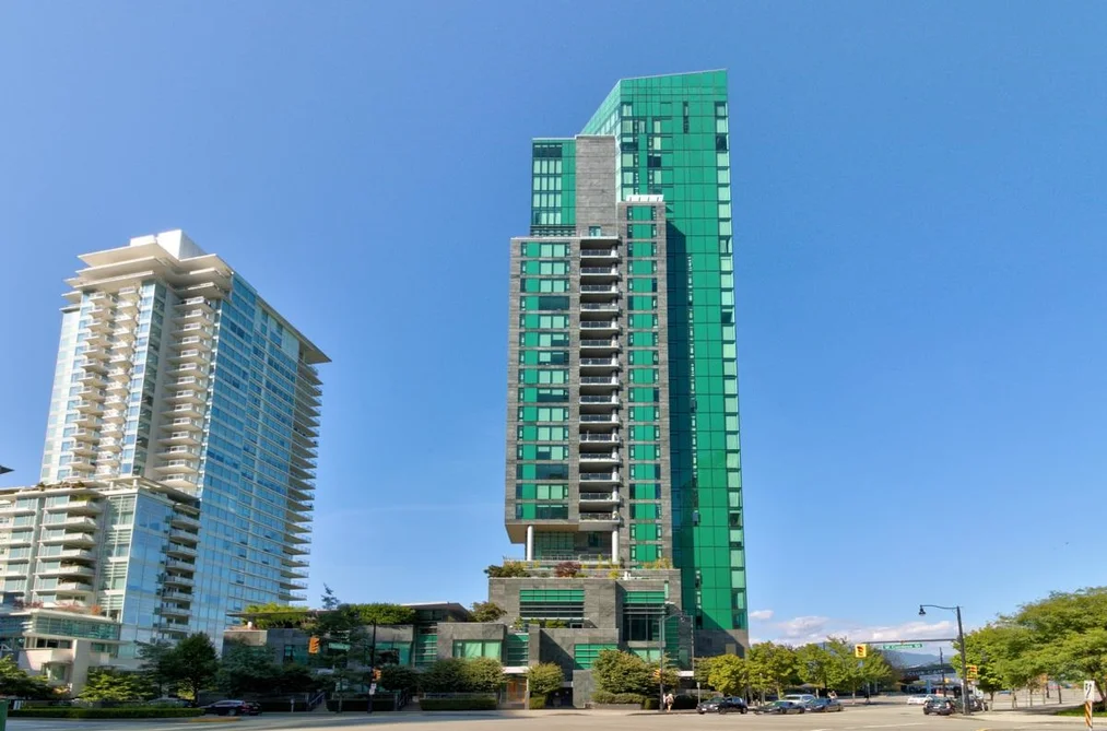 Condo for sale at 1701 277 Thurlow Street Vancouver British Columbia - MLS: R3156959