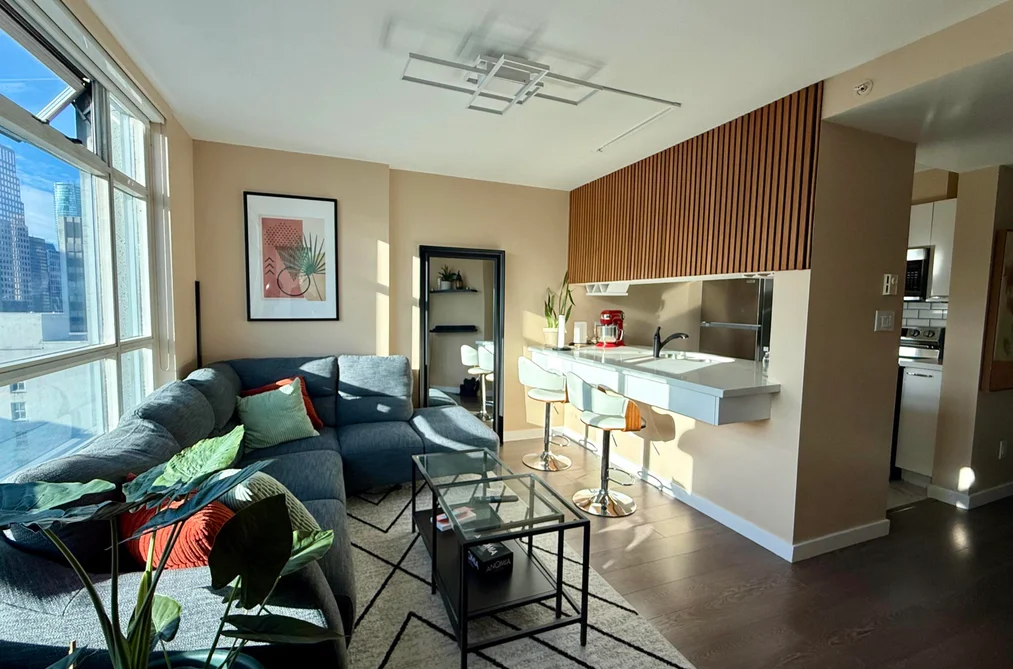 1701 438 SEYMOUR STREET, Vancouver BC V6B 6H4, Vancouver BC — Residential for Sale - Photo 2