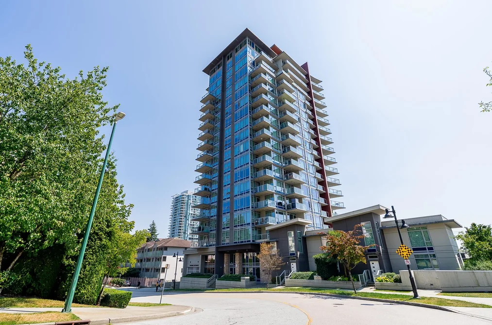 Condo for sale at 1701 518 Whiting Way Coquitlam British Columbia - MLS: R3163902