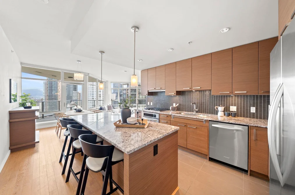 1701 6188 WILSON AVENUE, Burnaby BC V5H 0A5, Burnaby BC — Residential for Sale - Photo 2