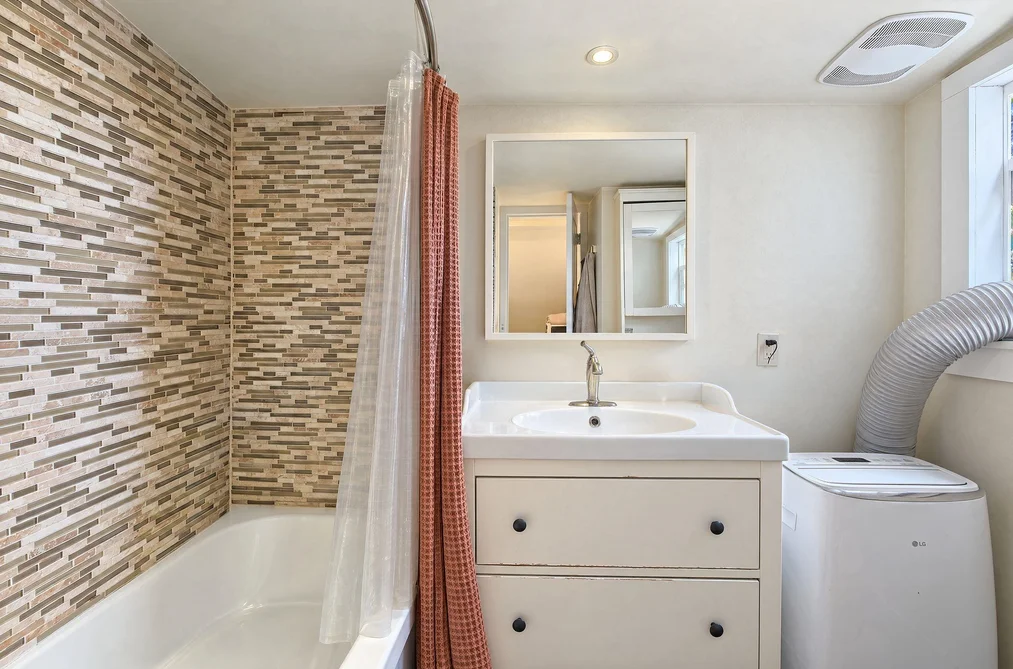 1701 Semlin Drive, Vancouver, BC - House for Sale - Photo 16 of 37