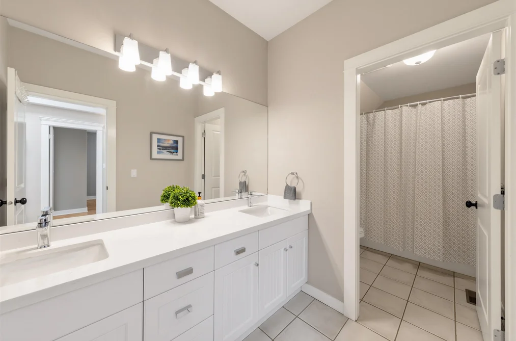 17015 105A Avenue, Surrey, BC - MLS: R3163144 - Photo 30 17015 105A Avenue, Surrey, BC - MLS: R3163144 - Photo 30