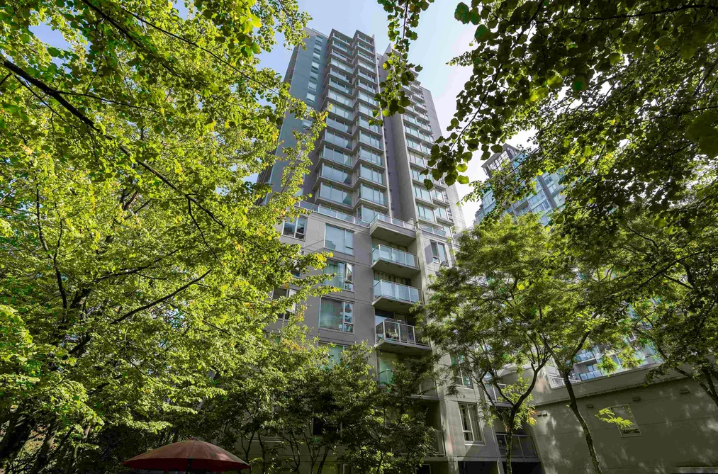 Condo for sale at 1702 1001 Richards Street Vancouver British Columbia - MLS: R3165506