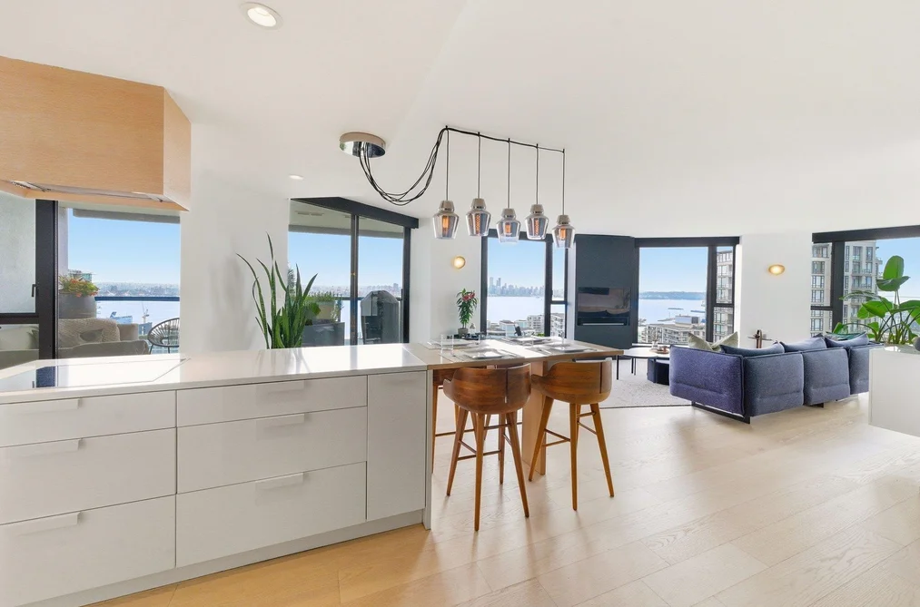 1702 120 W 2ND STREET, North Vancouver BC V7M 1C3, North Vancouver BC — Residential for Sale - Photo 2