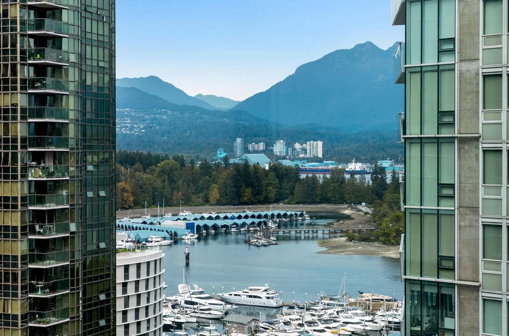 Condo for sale at 1702 1238 Melville Street Vancouver British Columbia - MLS: R3166097