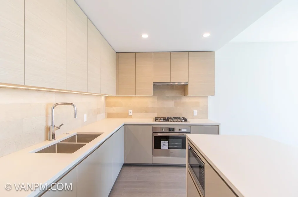 1702 2186 GILMORE AVENUE, Burnaby BC V5C 0N7, Burnaby BC — Residential for Sale - Photo 2