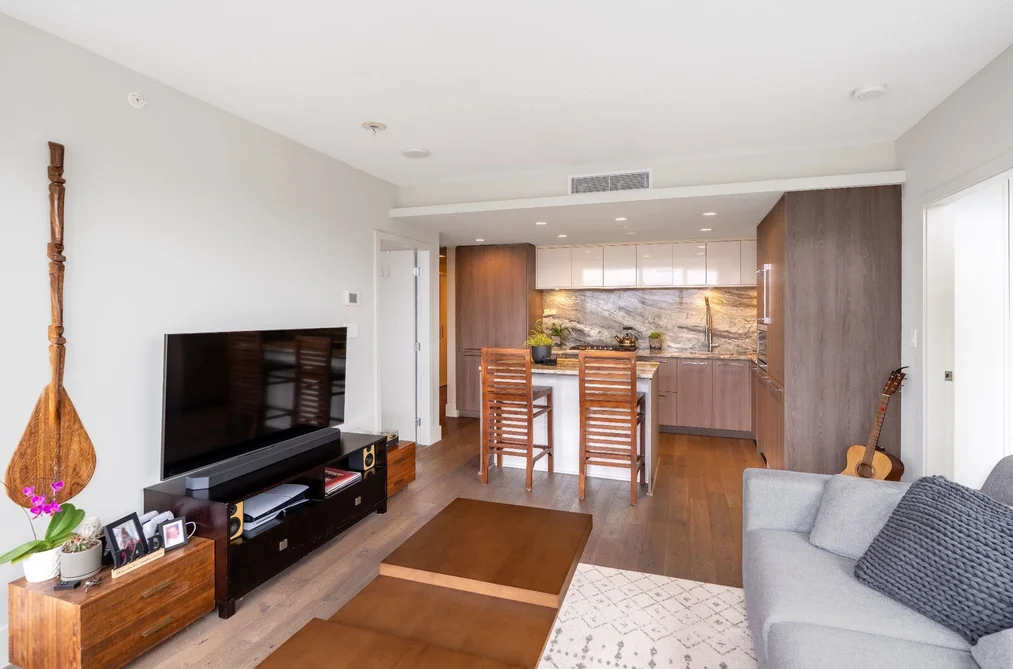 1702 680 SEYLYNN CRESCENT, North Vancouver BC V7J 0B5, North Vancouver BC — Residential for Sale - Photo 6
