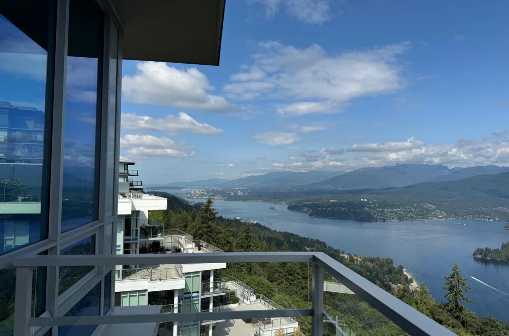 Condo for sale at 1702 9060 University Crescent Burnaby British Columbia - MLS: R3089902