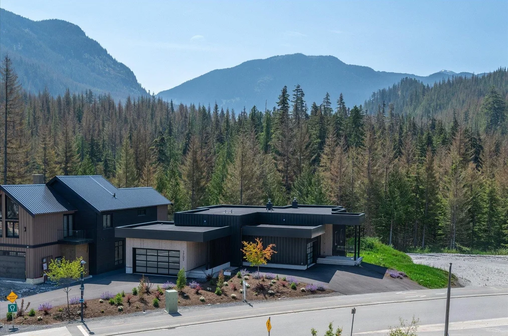 Half Duplex for sale at 1702 River Run Place Whistler British Columbia - MLS: R3148689