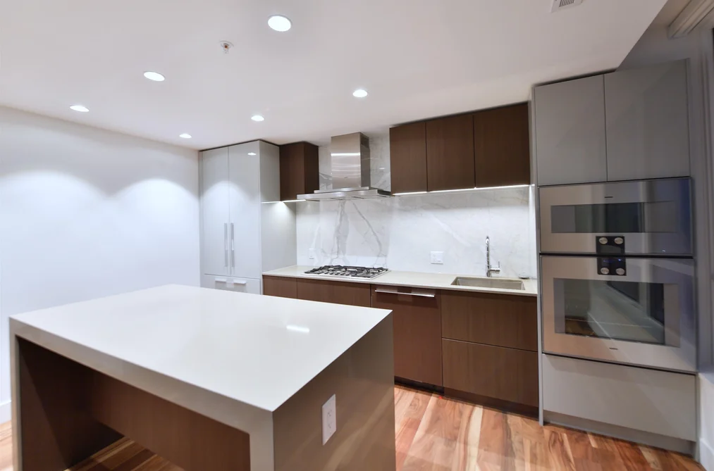 1703 1675 LIONS GATE LANE, North Vancouver BC V7P 3B4, North Vancouver BC — Residential for Sale - Photo 2
