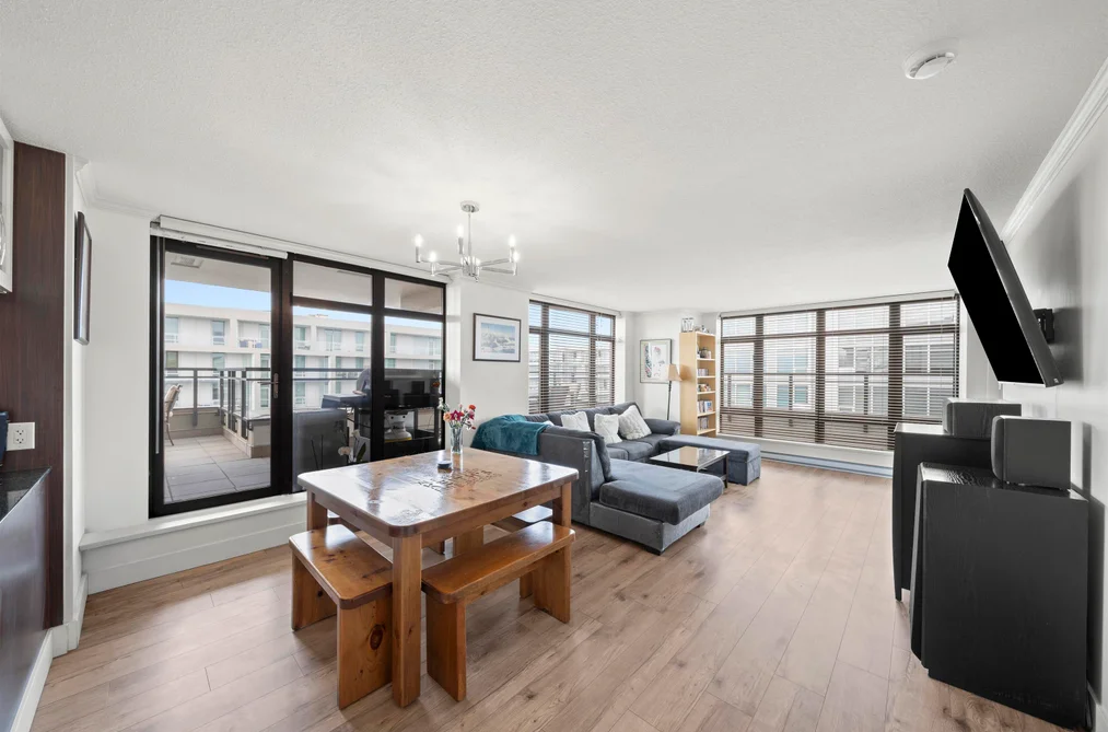 Condo for sale at 1703 6351 Buswell Street Richmond British Columbia - MLS: R3141138