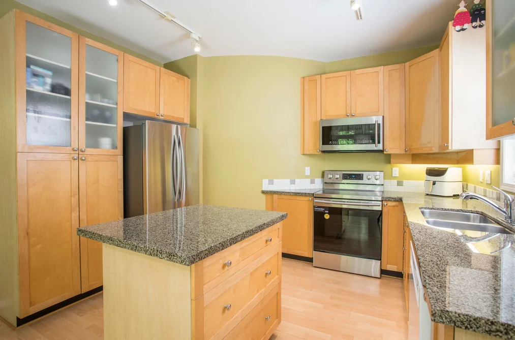 1703 ARBUTUS PLACE, Coquitlam, BC — Residential for Sale — Photo 20 of 40