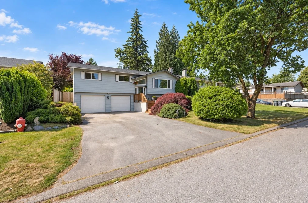 House for sale at 17030 Hereford Place Surrey British Columbia - MLS: R3155774