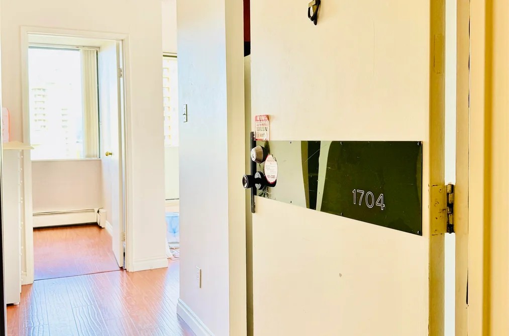 1704 4105 MAYWOOD STREET, Burnaby BC V5H 4A3, Burnaby BC — Residential for Sale - Photo 4
