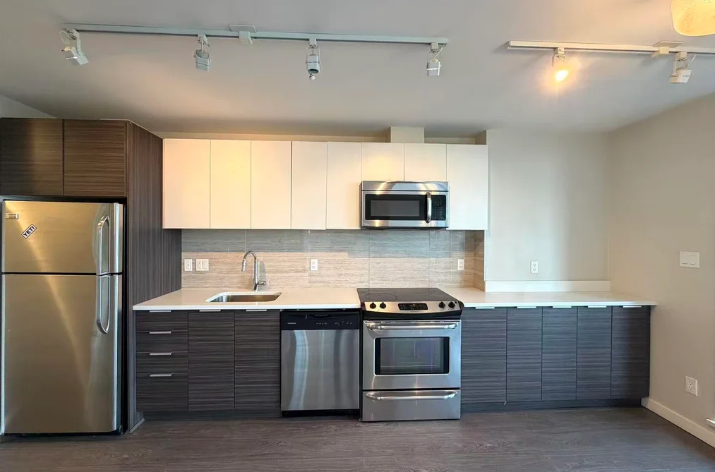 1705 13303 CENTRAL AVENUE, Surrey BC V3T 0K6, Surrey BC — Residential for Sale - Photo 4