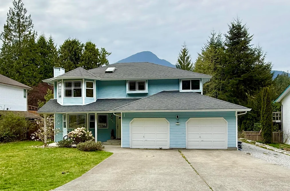 1705 YMCA ROAD, Langdale BC V0N 1V6, Langdale BC — Residential for Sale - Photo 2