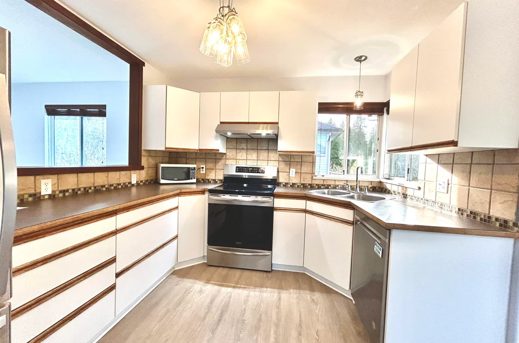 1705 YMCA ROAD, Langdale BC V0N 1V6, Langdale BC — Residential for Sale - Photo 6