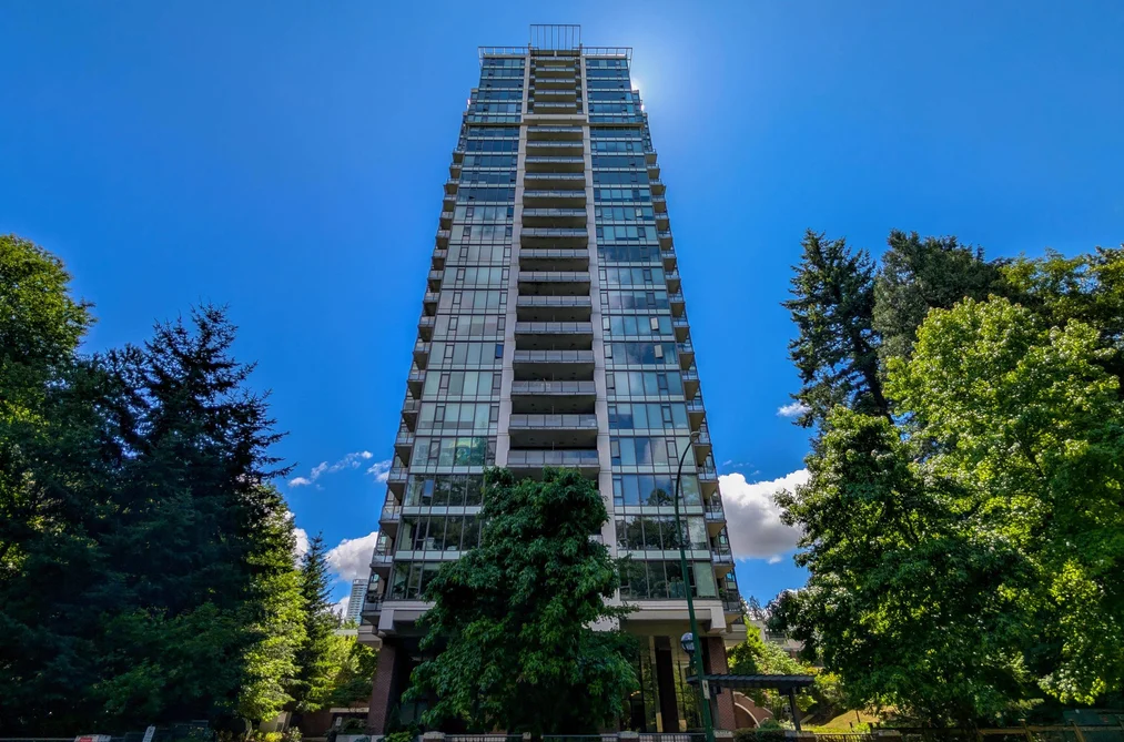 Condo for sale at 1707 7088 18th Avenue Burnaby British Columbia - MLS: R3141706
