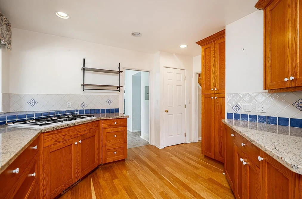1707 HAVERSLEY AVENUE, Coquitlam BC V3J 1V8, Coquitlam BC — Residential for Sale — Photo 11 of 40