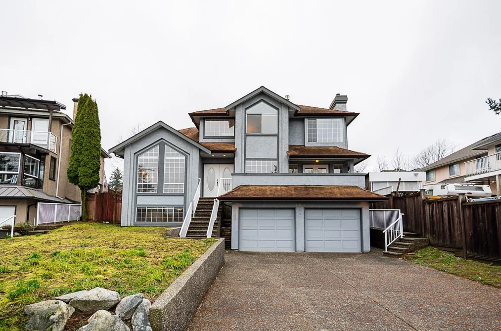 House for sale at 17072 103 Avenue Surrey British Columbia - MLS: R3157668